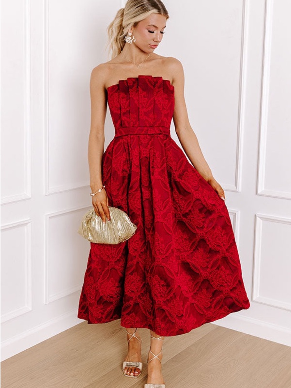 entro Red Strapless Textured Floral Fit-and-Flare Dress
